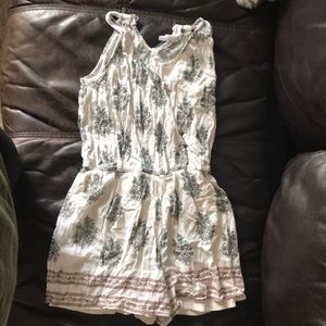 Xhilaration romper